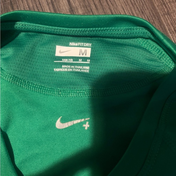 Nike Long Sleeve - Picture 3 of 3